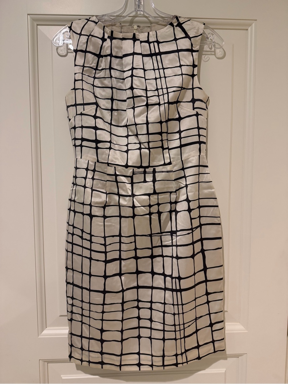 Banana Republic Size 2 Ivory Print Sleeveless Sheath Dress